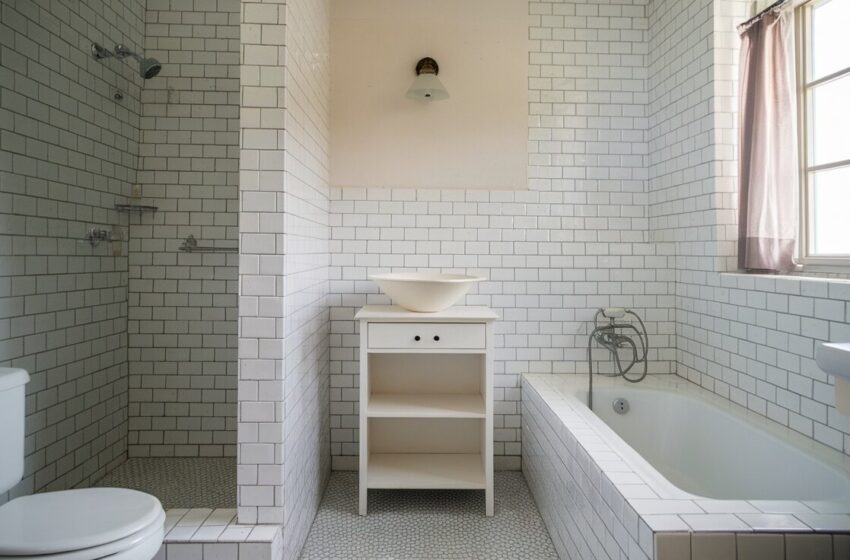 white tile bathroom ideas